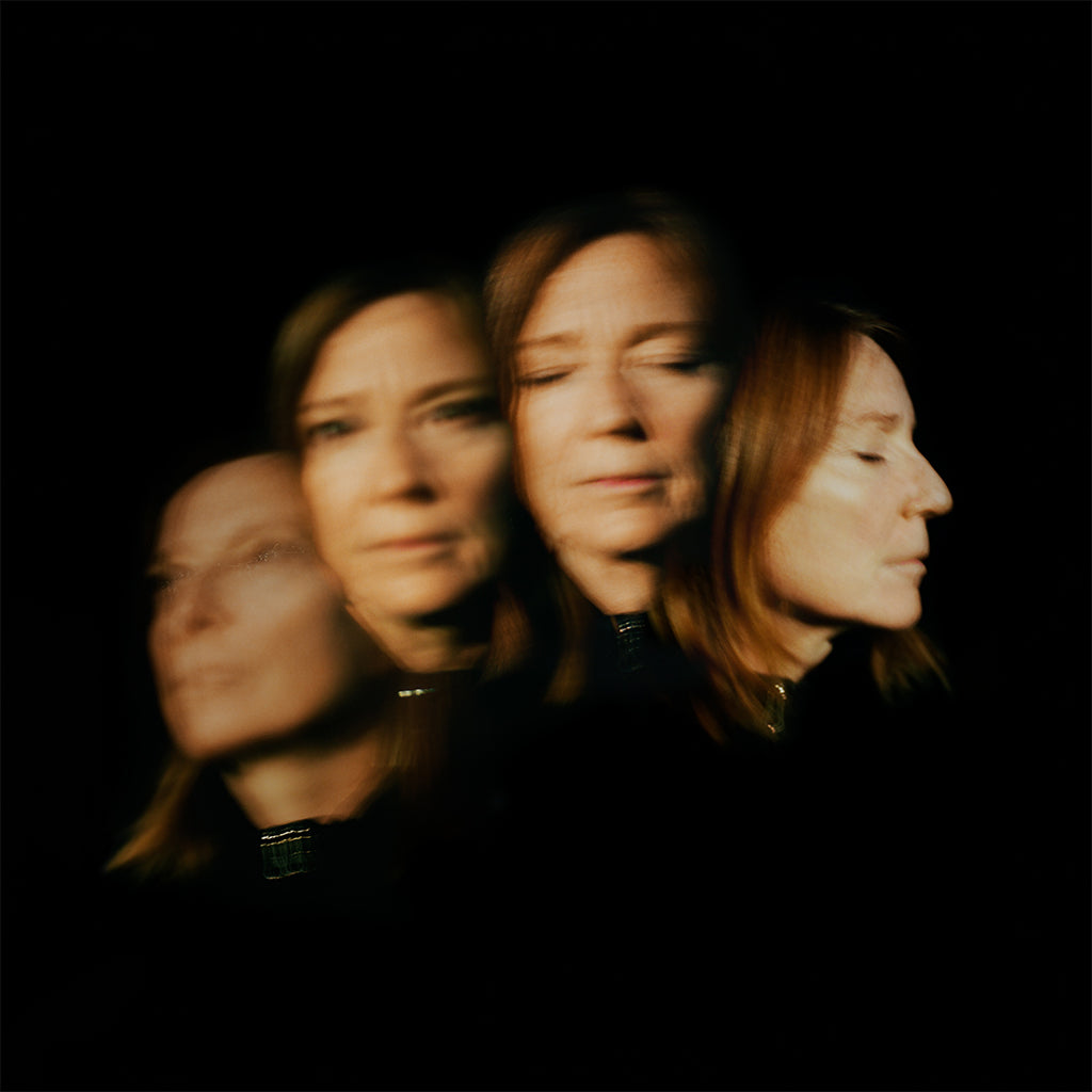 BETH GIBBONS - Lives Outgrown (Deluxe Edition) - LP - Tip-On Gatefold 180g Black Vinyl [MAY 17]